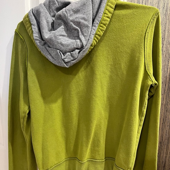 Green Aeropostale Men’s XS zip-up Y2K Hoodie. - Picture 3 of 3